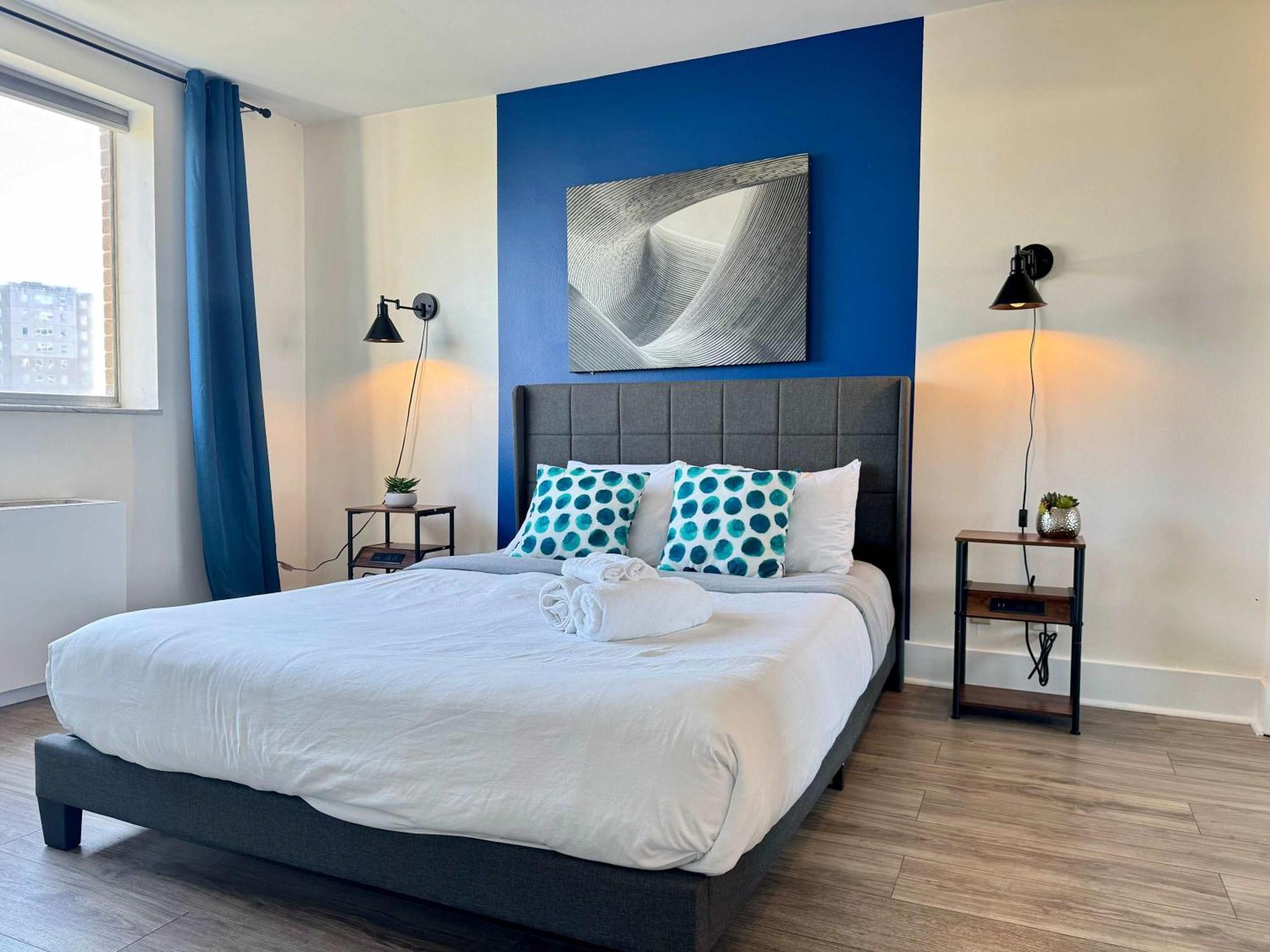 2B1B Modern Downtown Atl Condo W 1 Free Parking Lm1007 Atlanta Ngoại thất bức ảnh